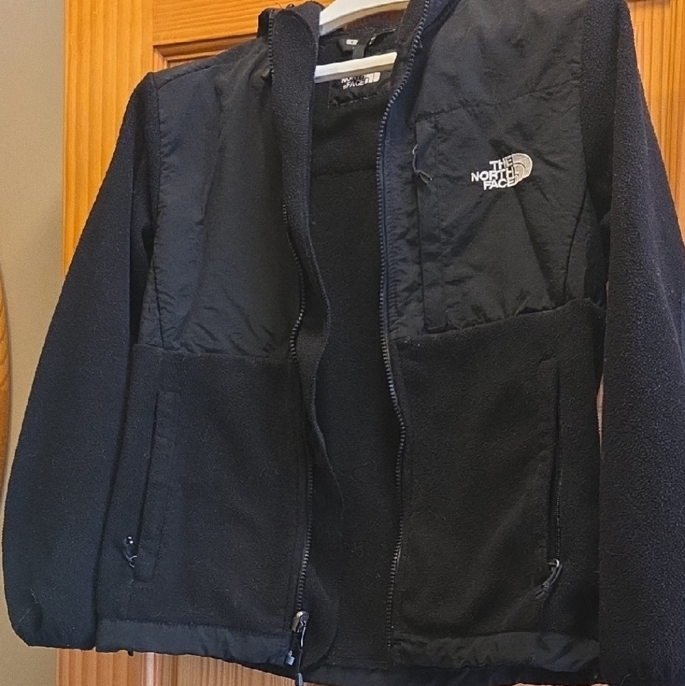 Wimen's The North Face Black Fleece Denali Jacket Hooded